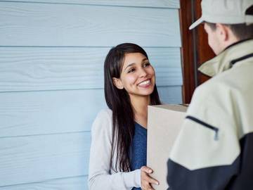 accept or except person receiving package photo
