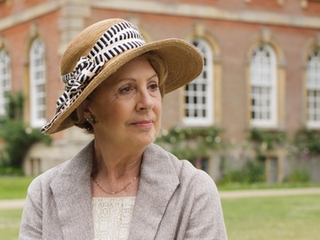 cu almoner downton abbey isobel crawley