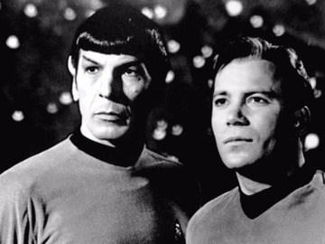leonard-nimoy-william-shatner-kirk-spock-publicity-photo