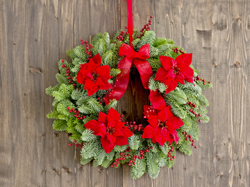 yuletide-christmas-pagan-midwinter-festival-associated-with-the-solstice