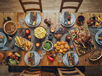a-traditional-thanksgiving-dinner